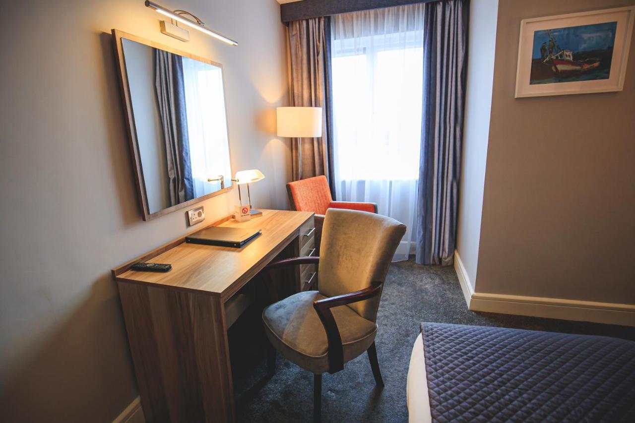 Westlodge Hotel & Leisure Centre Bantry Eksteriør bilde